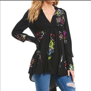 ✨HP✨Free People Black Butterflies Tunic